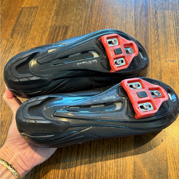 Shimano Cycling Shoes - Picture 4 of 5